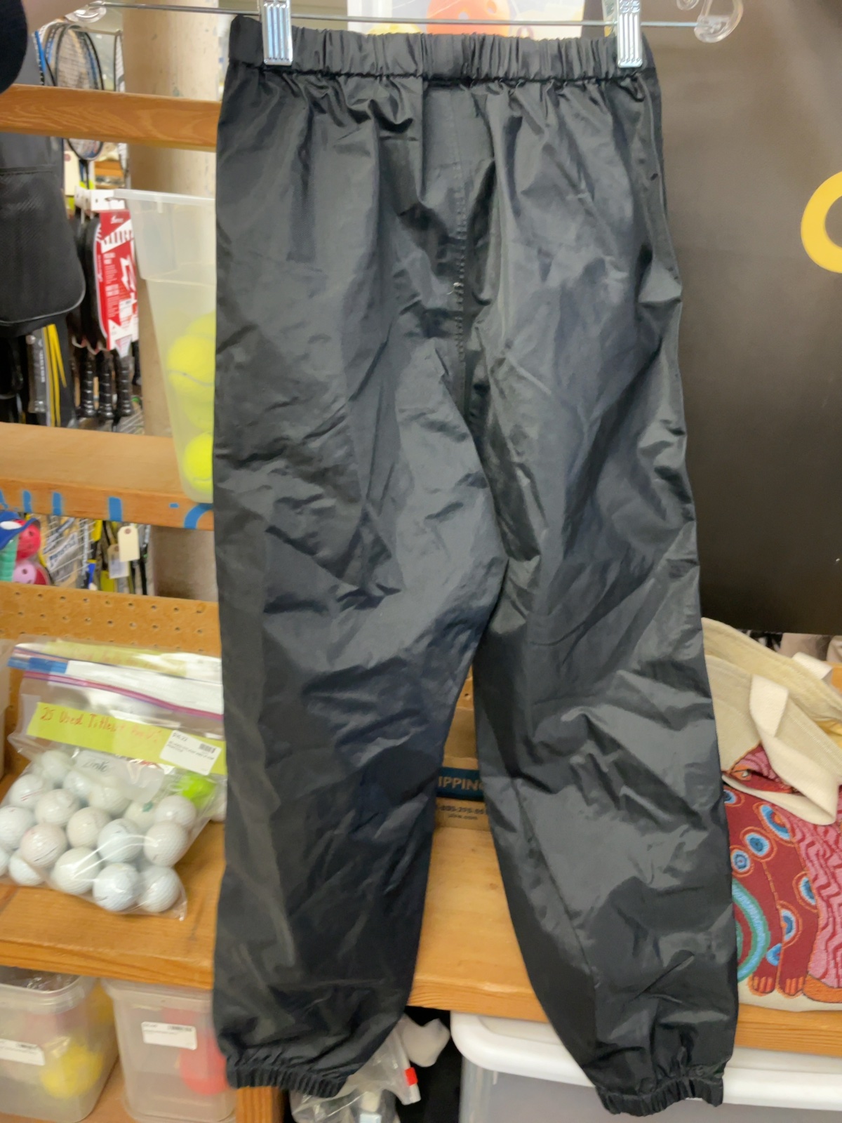 MEC Youth Rain Pants Size 10 Black