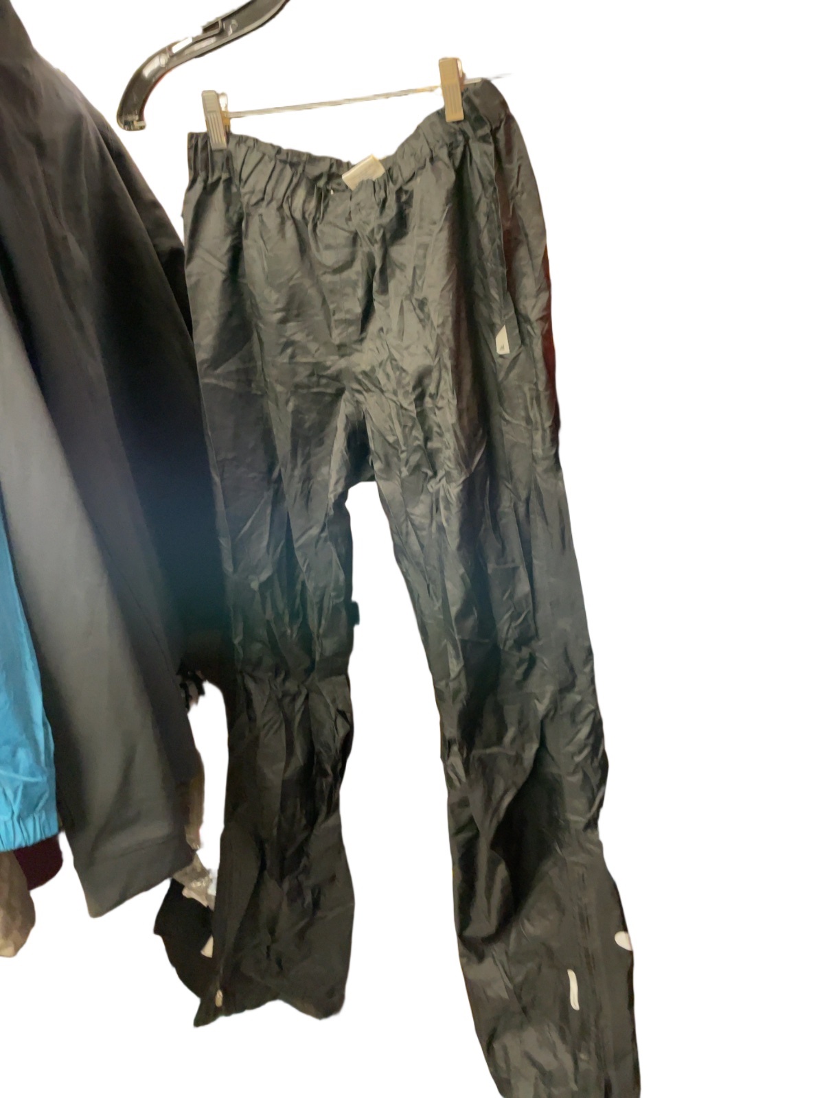 MEC Size M Men's Rain Pants