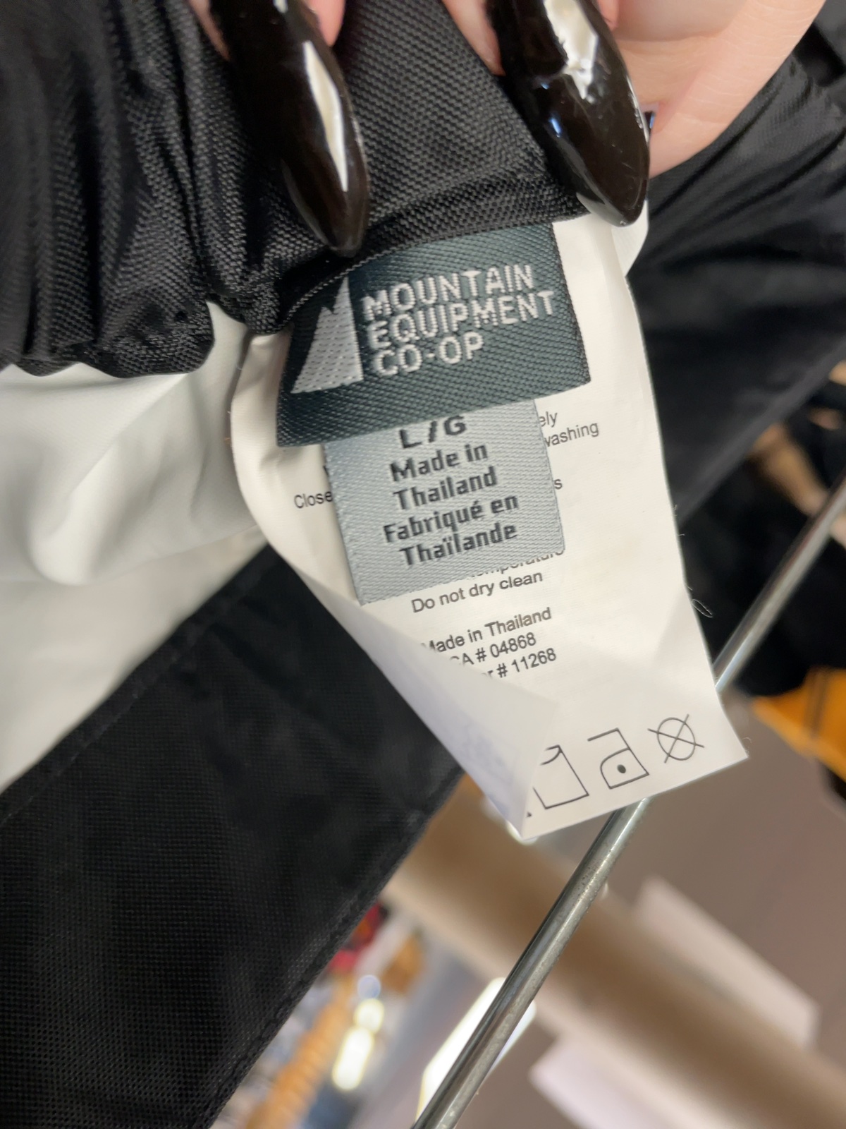 MEC Size L/G Rain Pants