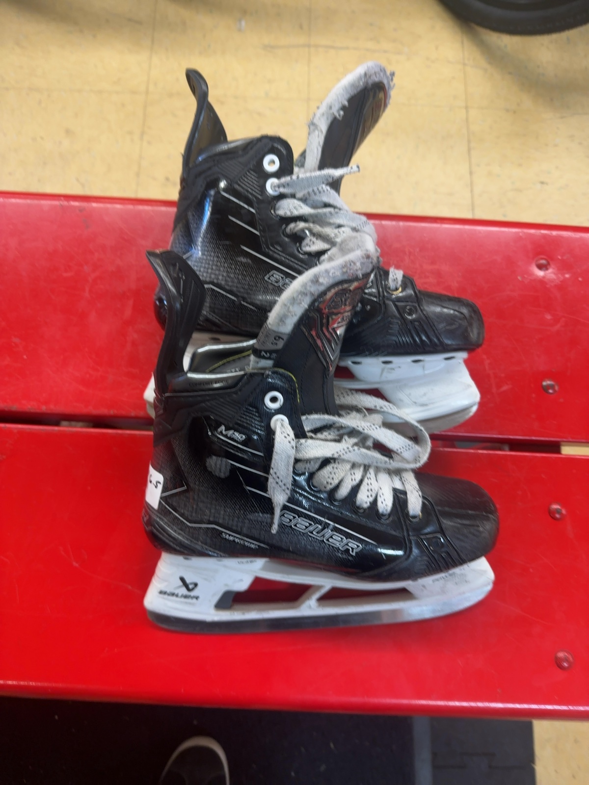 Bauer Supreme M50 Pro Ice Hockey Skates Size 6.5