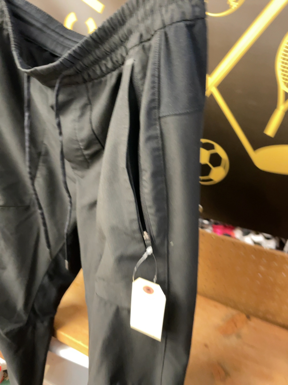 lululemon Athletica Size L Joggers Black