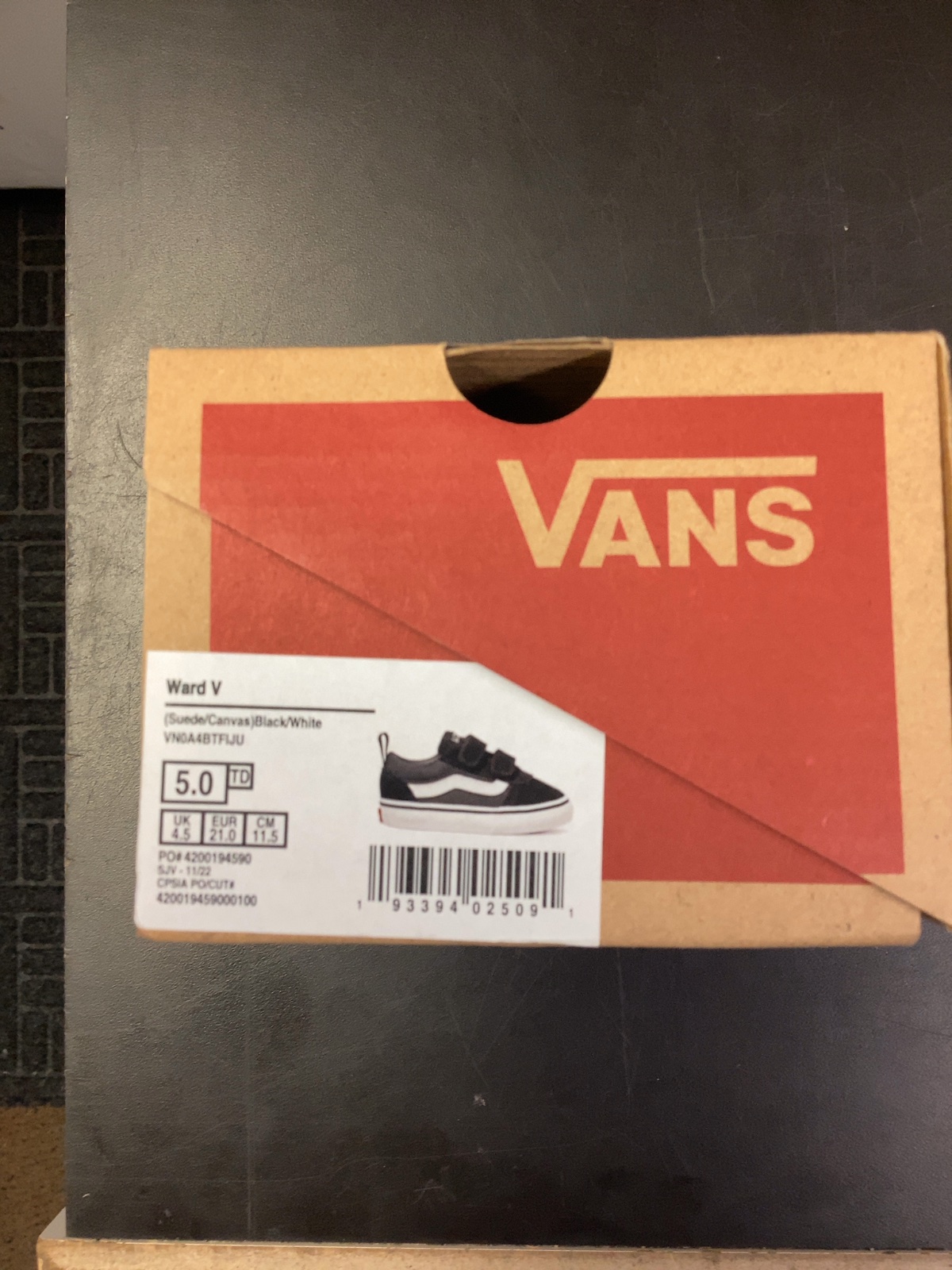 Vans Ward V Toddler Skate Shoes Suede/Canvas Black/White Pre-Owned Size 5.0