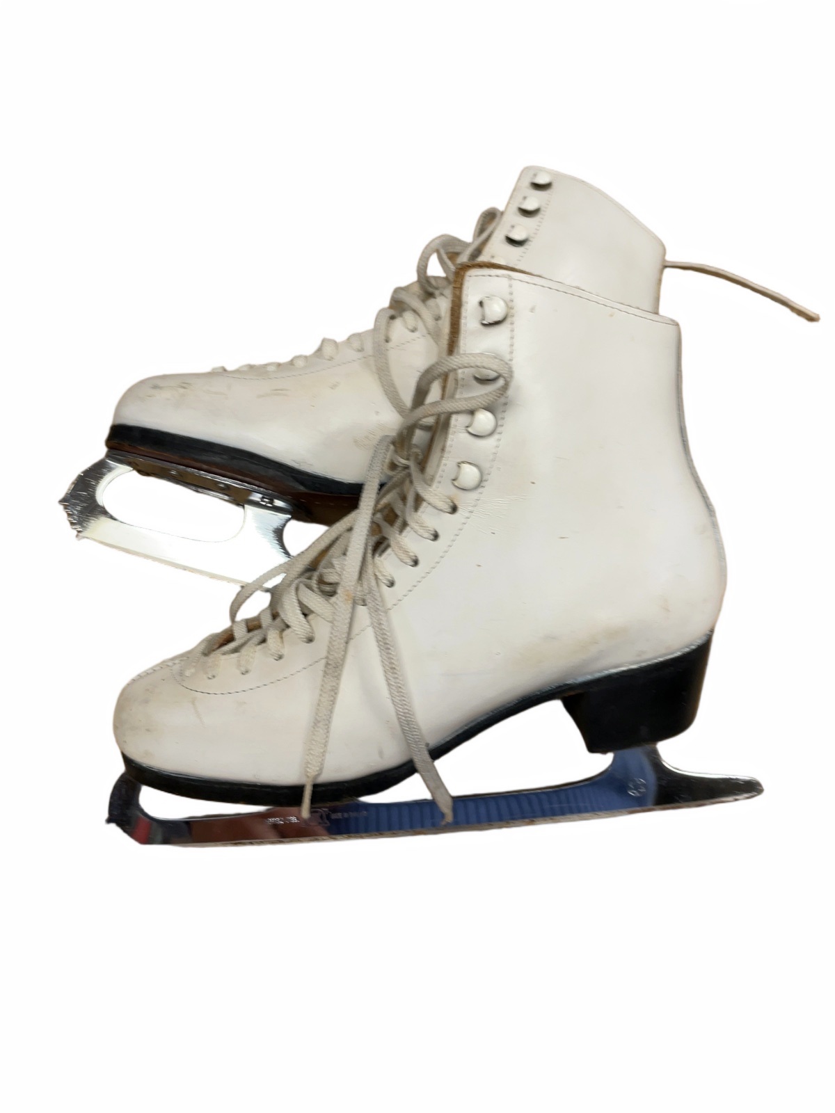 WIFA Figure Skates Size 7 - image 1