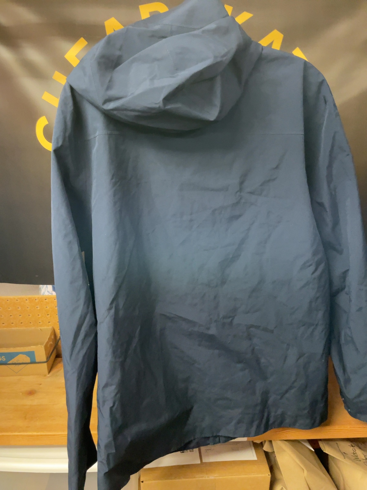 MEC Size M Men's Hooded Rain Jacket