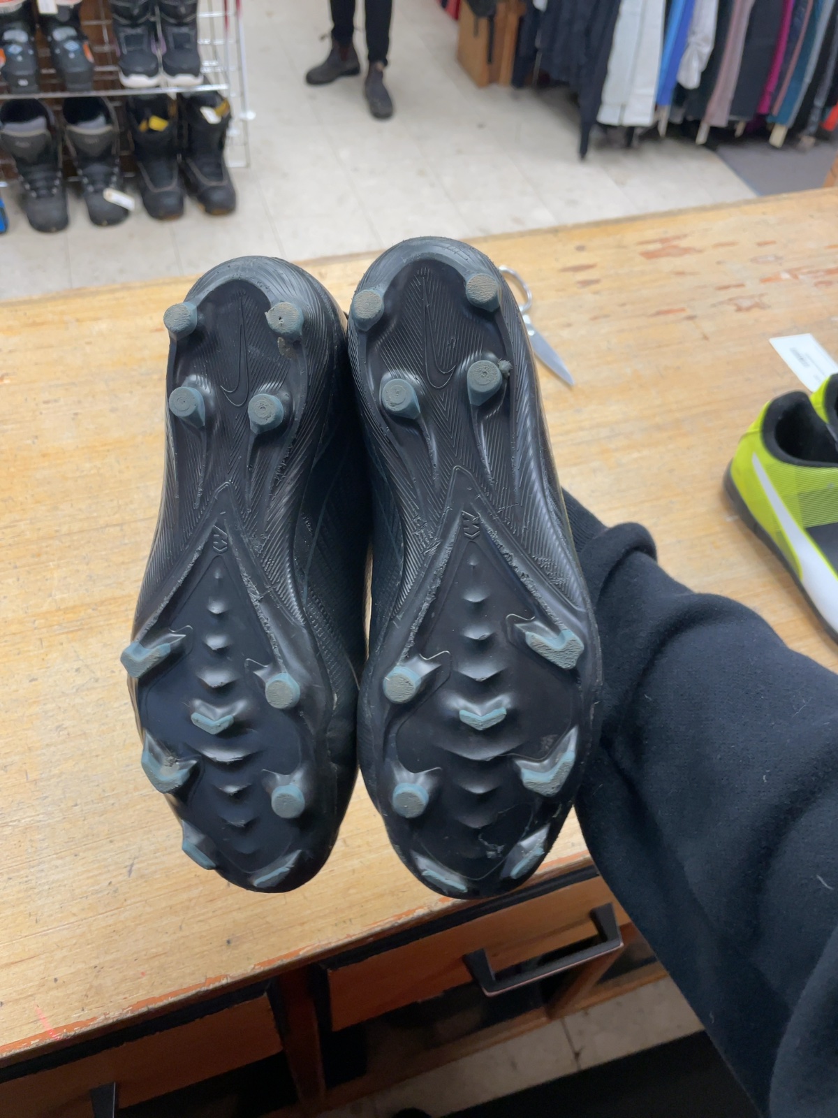 Nike Air Zoom Size 6 Soccer Cleats