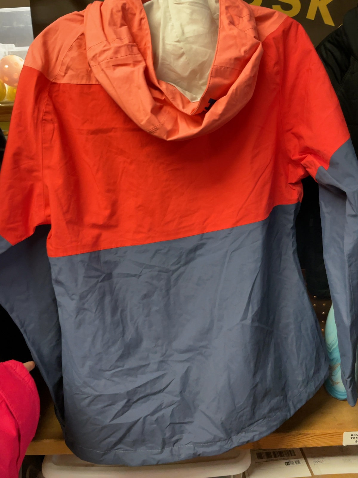 Helly Hansen Hooded Rain Jacket Size L/G