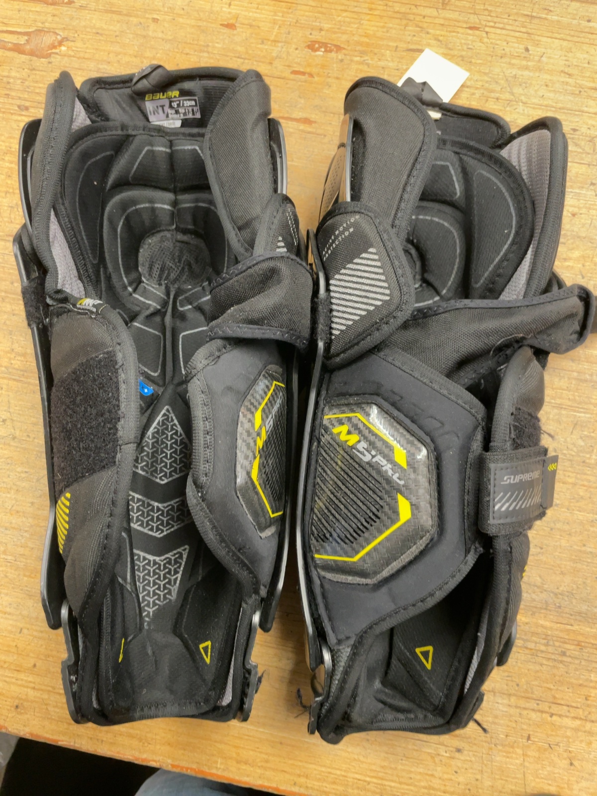 Bauer Supreme M5 Pro 13" Intermediate Hockey Shin Guards