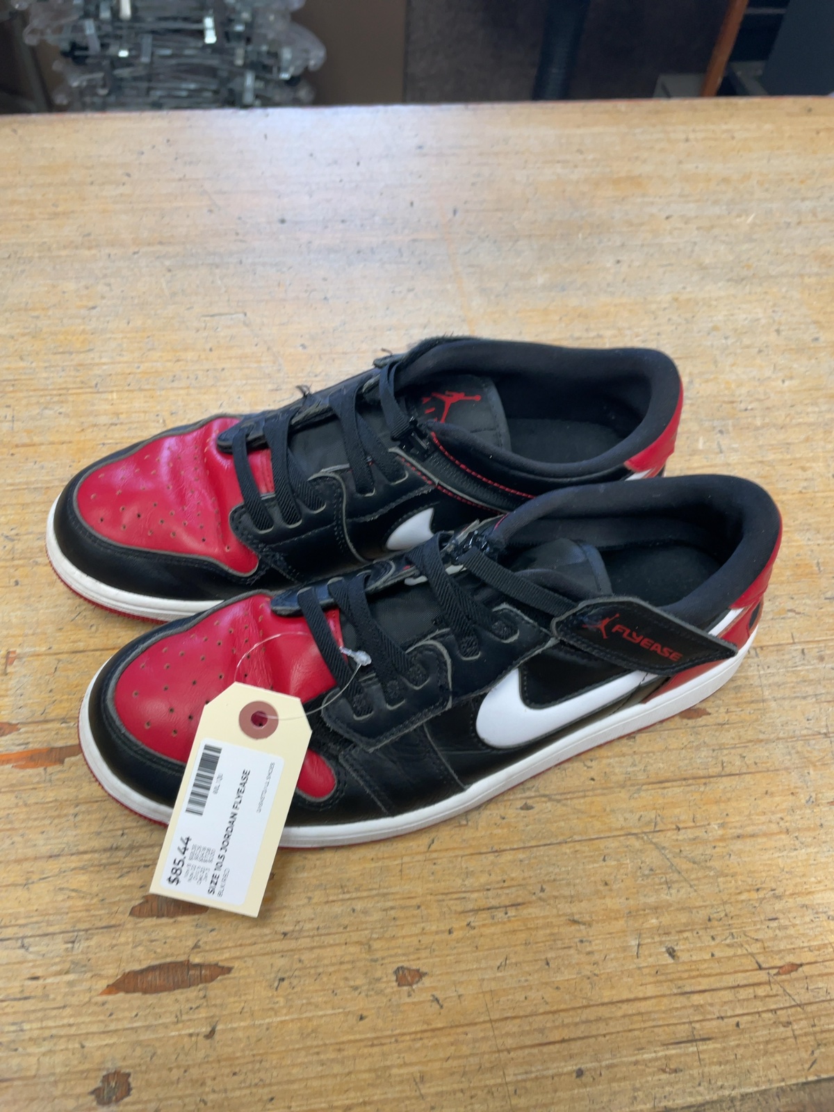 Nike Air Jordan 1 Low FlyEase Size 10.5 US