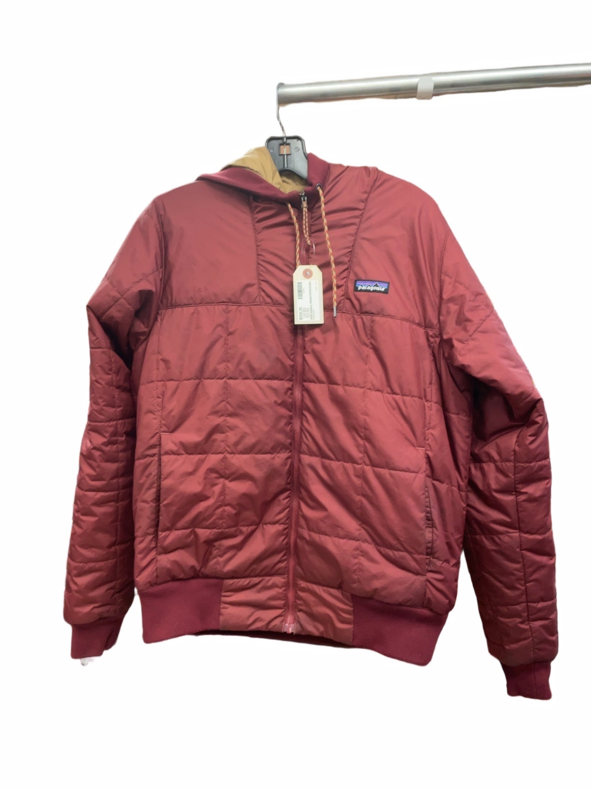 Patagonia Size S Mens Hooded Quilted Jacket Burgundy - image 1