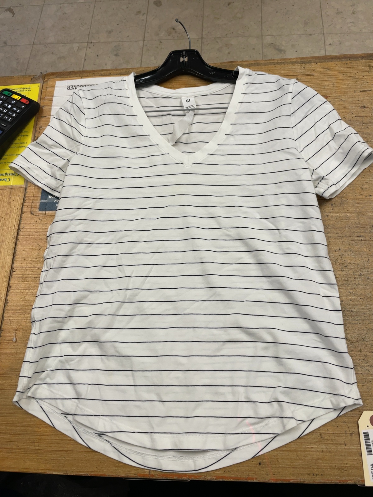 Lululemon Love Tee V-Neck Striped Size 4