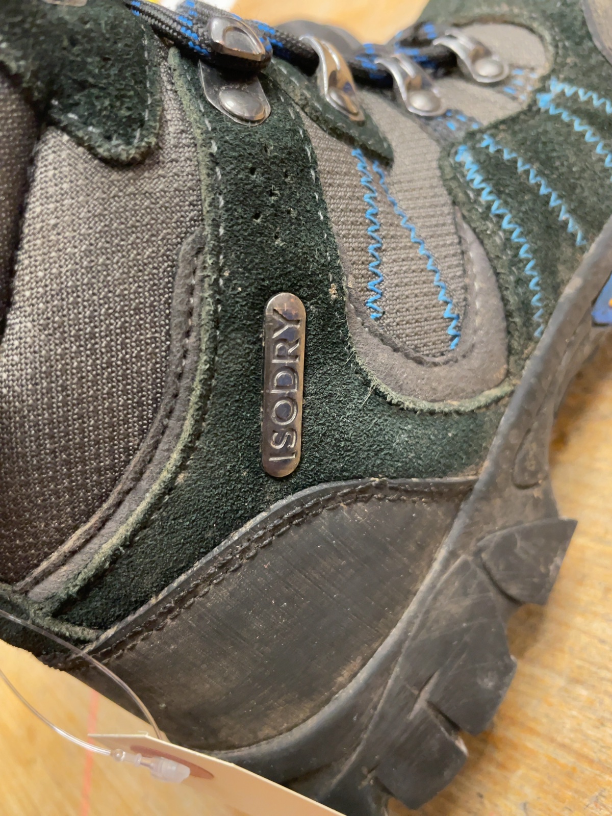 Mountain Warehouse IsoDry Hiking Boots Size 2