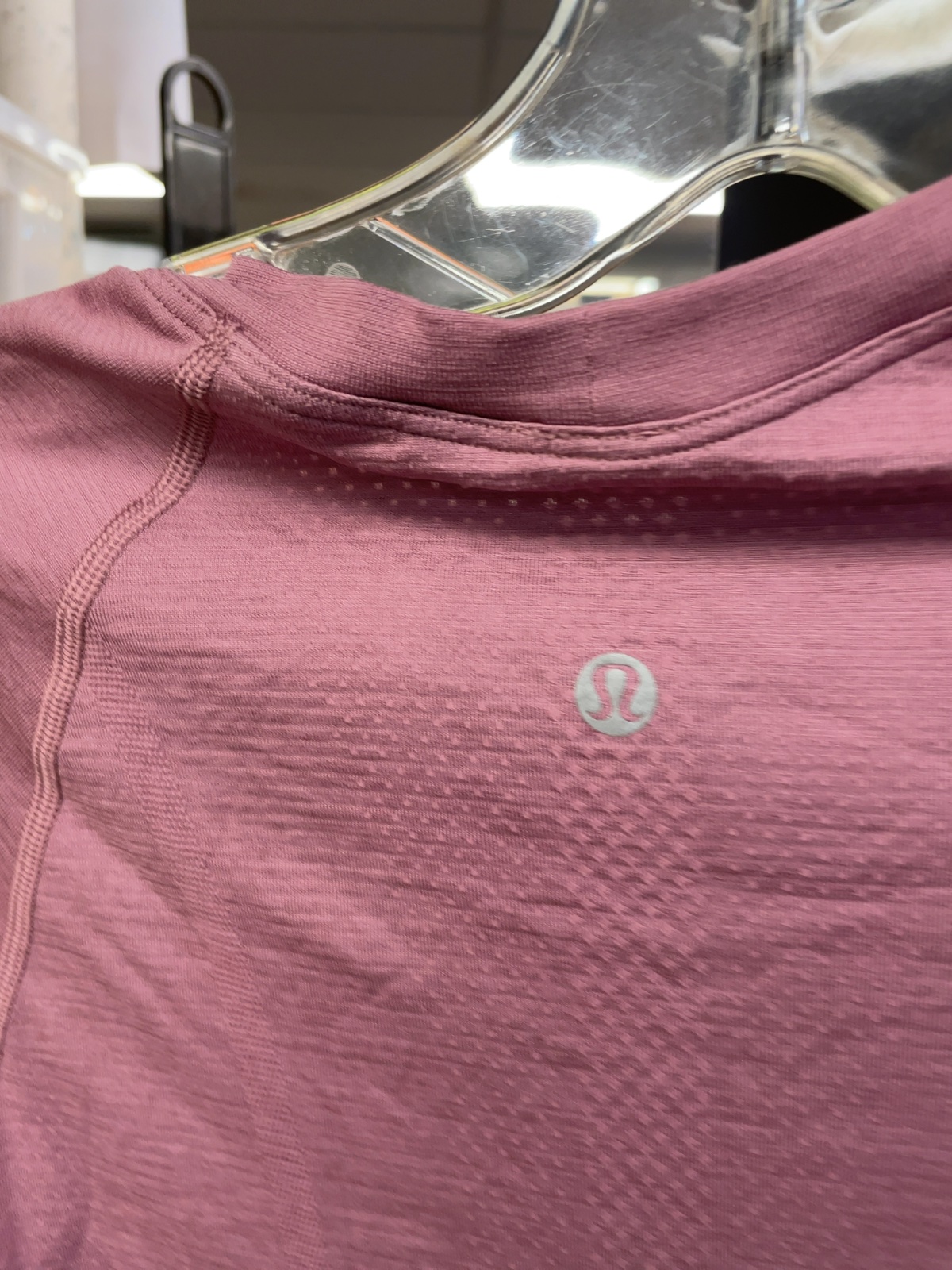 Lululemon Swiftly Tech Short Sleeve Size 4 Pink T-Shirt