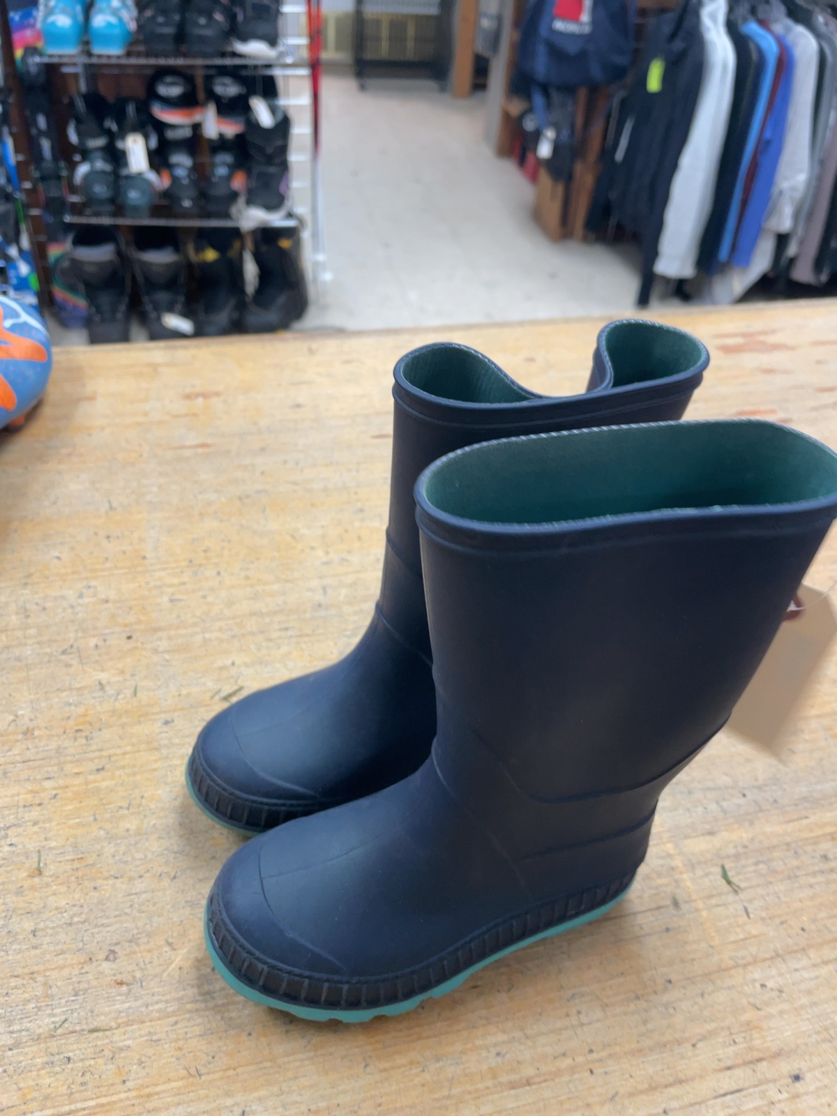 Size 8C Rain Boots