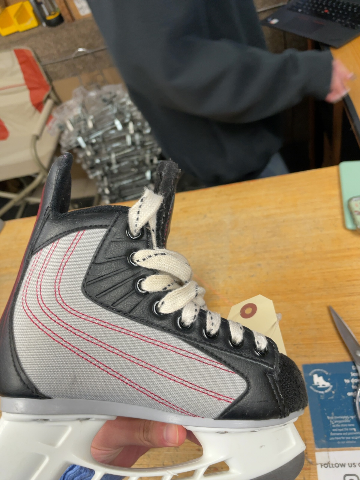 Nike Bauer Ignite 22 Size 12C Hockey Skates