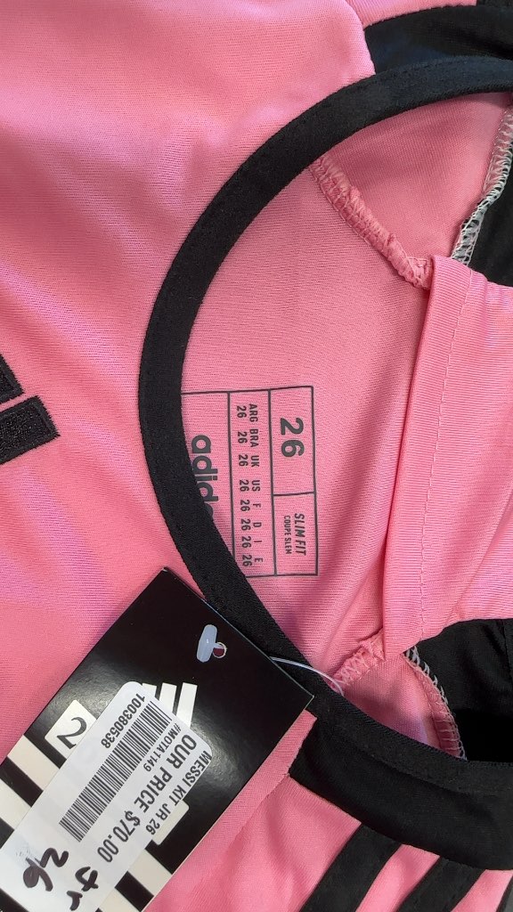 Adidas Inter Miami CF Messi 10 Soccer Kit Junior Size 26 Pink-New jersey and shorts