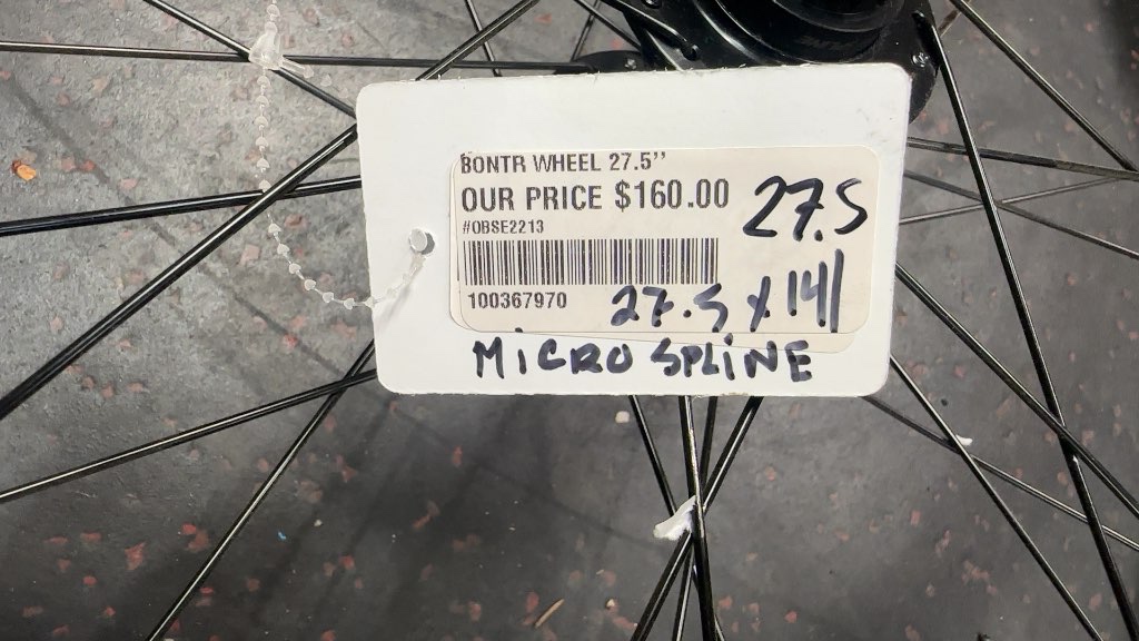 Bontrager Line Comp 30 27.5" Rear Wheel - 141mm Micro Spline