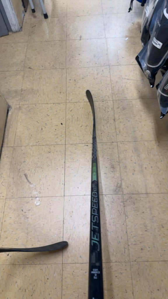 CCM JetSpeed FT7 Pro Hockey Stick - 75 Flex - Left