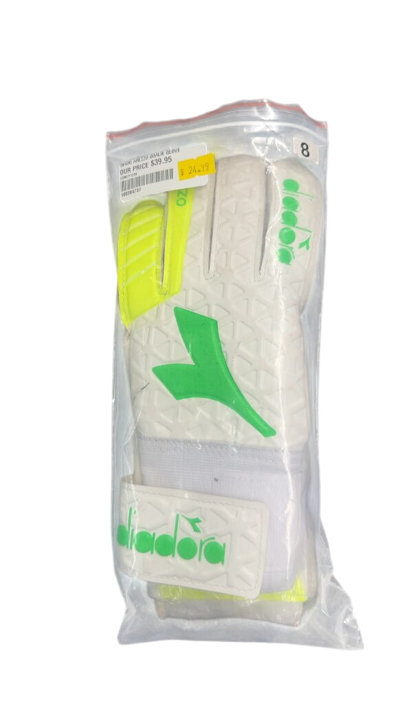Diadora Arezzo Goalie Gloves - Size 8
Brand new - image 1