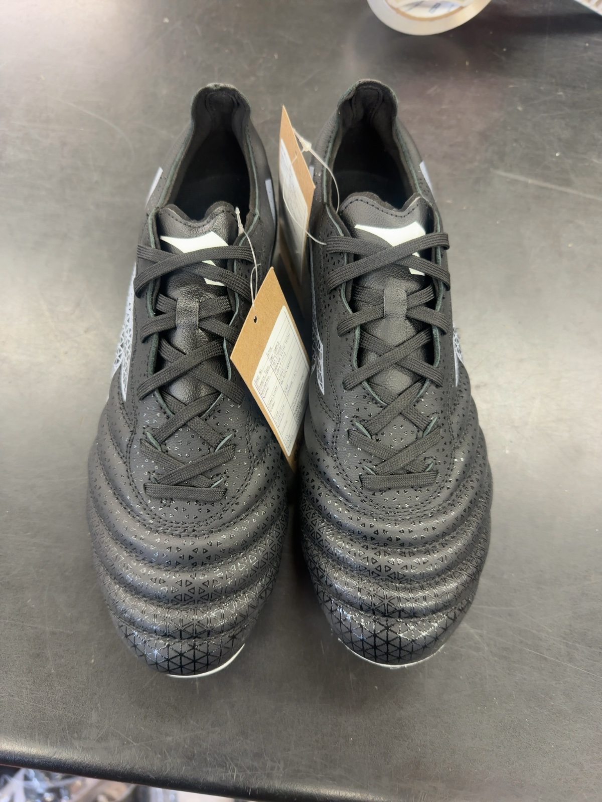 Diadora Brasil Elite Soccer Cleats - Black - Size 8.5
Brand new with tags