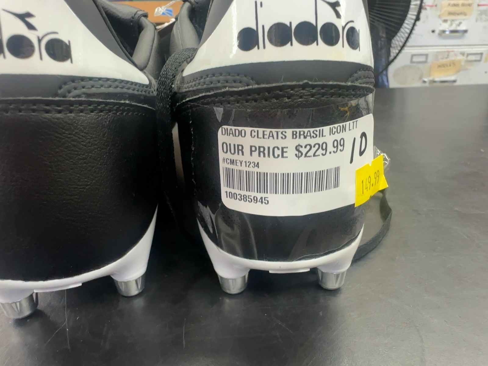 Diadora Brasil Icon LTT Soccer Cleats - Size 10
Brand new with tags