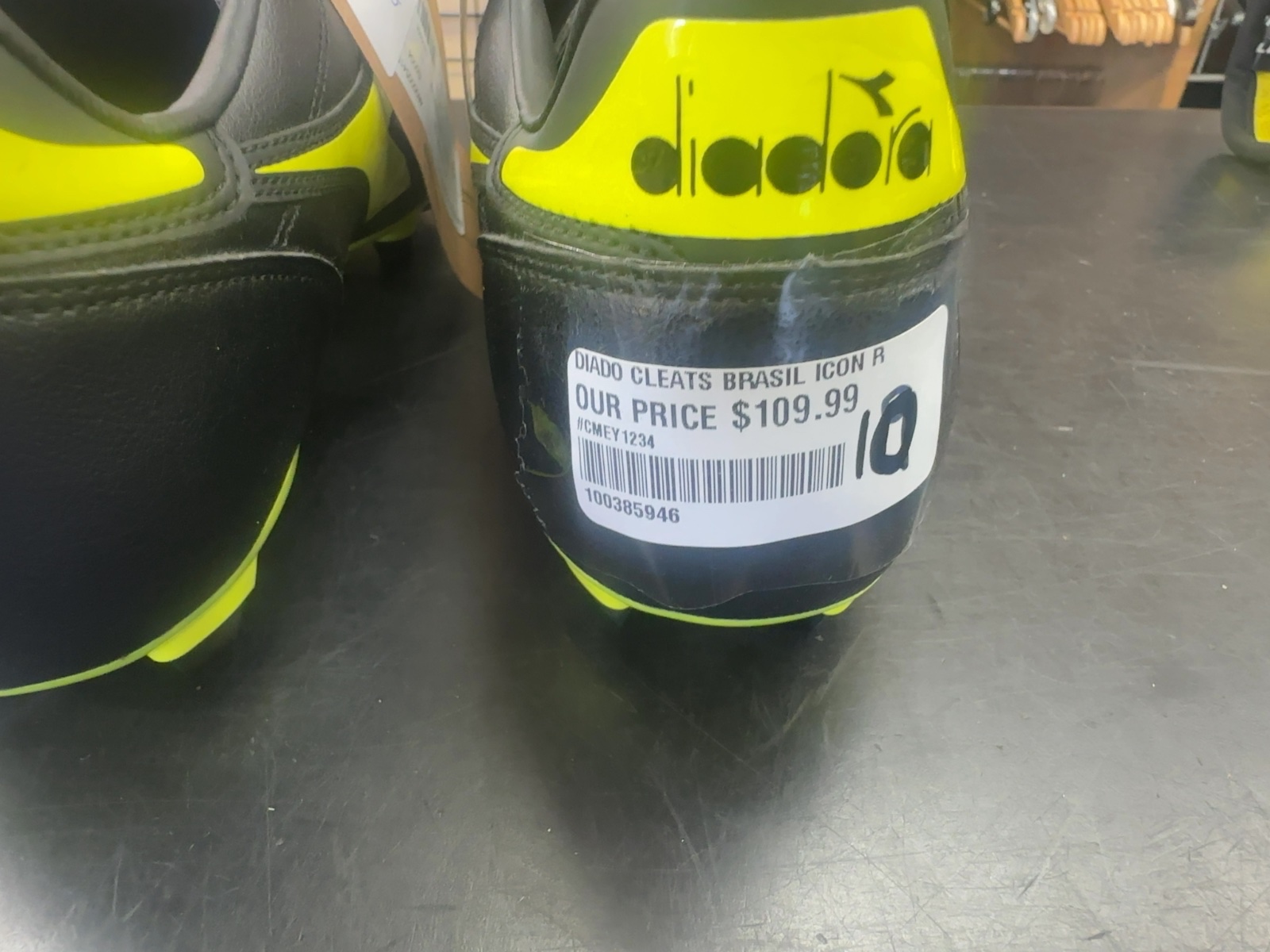 Diadora Brasil Icon R Soccer Cleats - Size 10
Brand new with tags