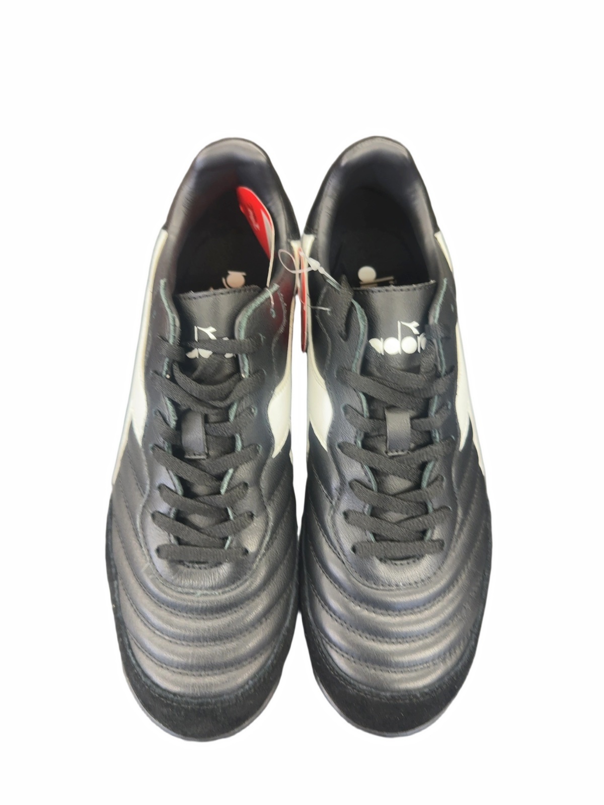 Diadora Brasil LT Turf Soccer Cleats Black/White - Size 8.5
Brand new with tags