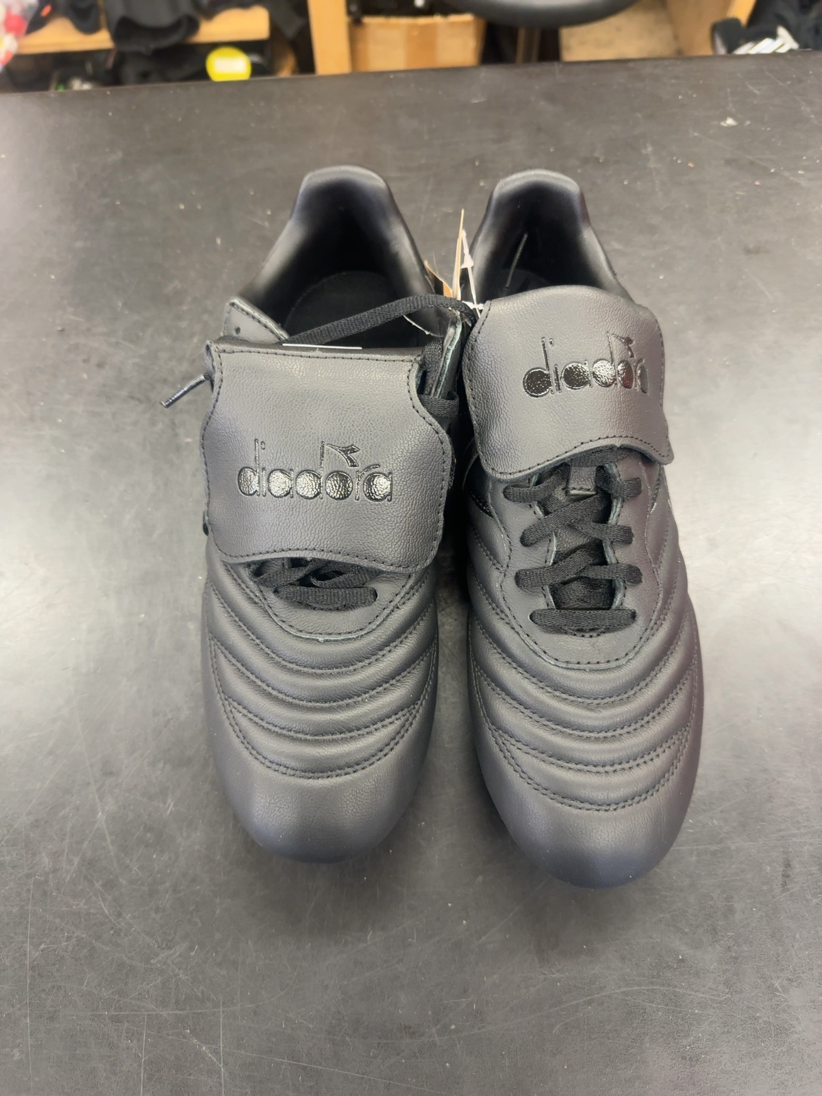 Diadora Brasil OG LT Soccer Cleats
Size 9
Brand new with tags