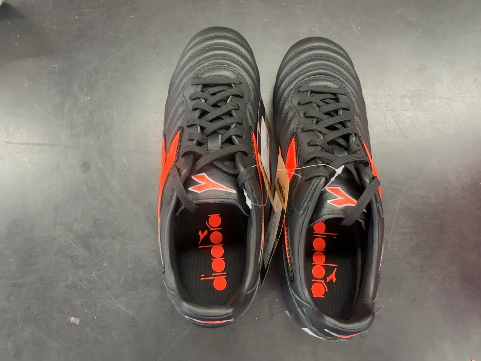 Diadora Brasil Pro FG Soccer Cleats - Size 10
Brand new with tags