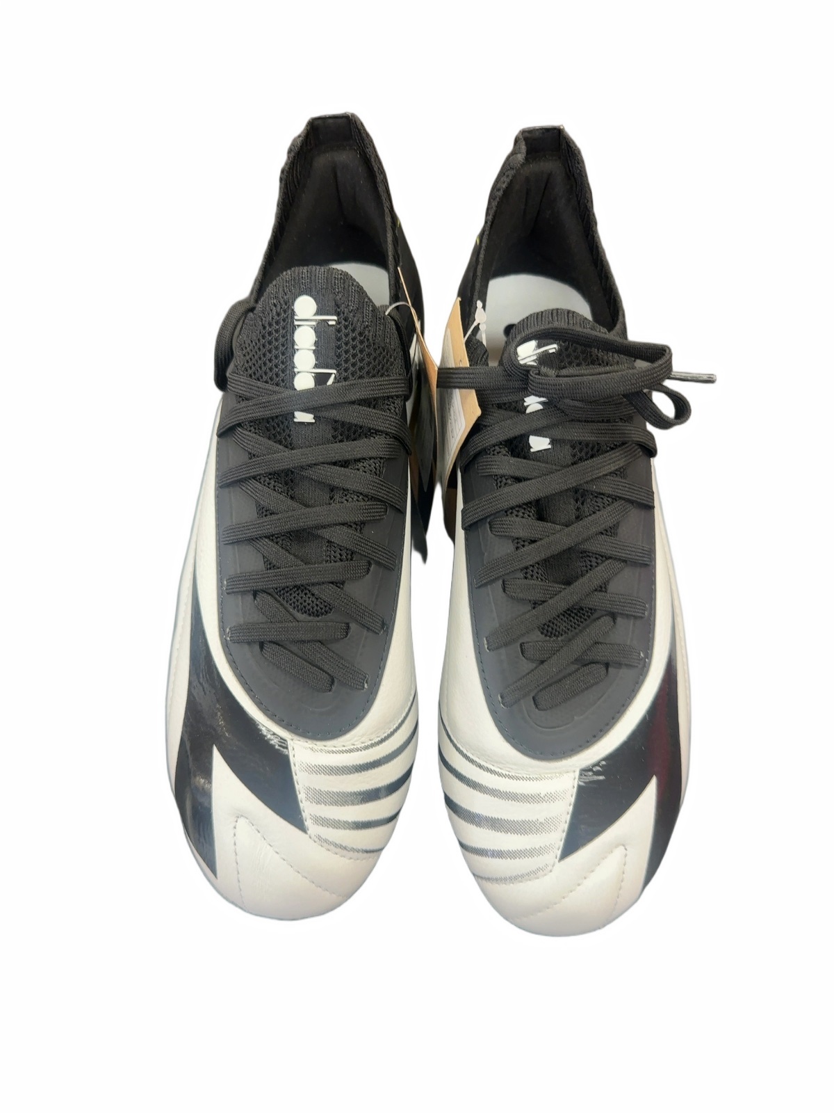 Diadora Maximus Icon Soccer Cleats - Size 10
Brand new with tags - image 1