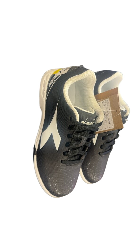 Diadora Pichichi Jr Soccer Cleats - Black/White - Size 13.5 - image 1