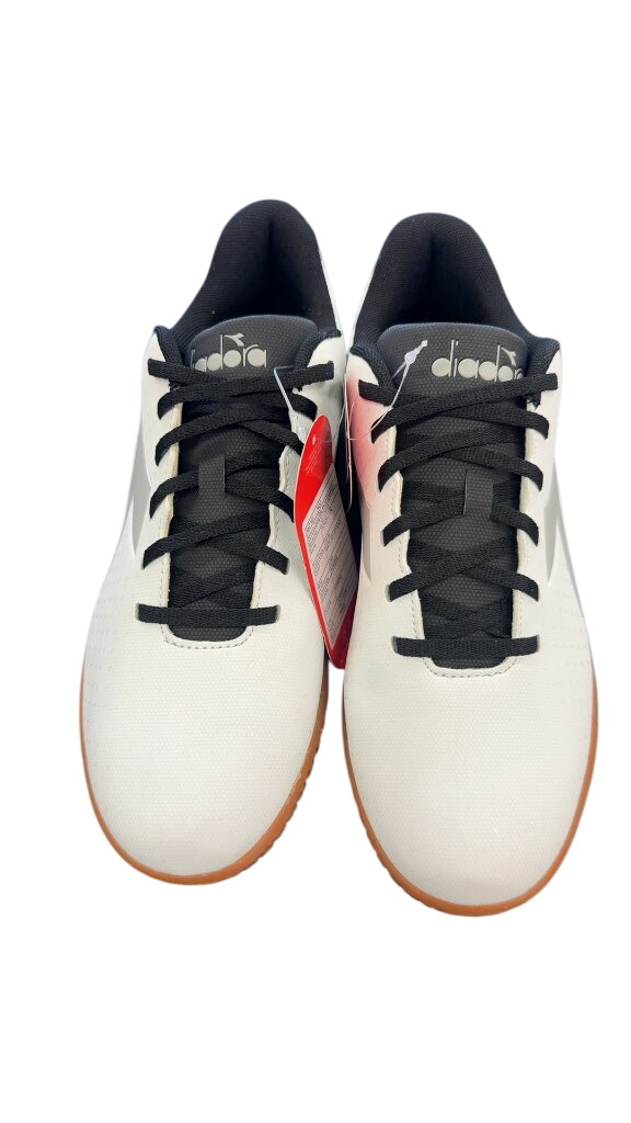 Diadora Pichichi SR Soccer Shoes - Size 8.5
Brand new  indoor shoes - image 1