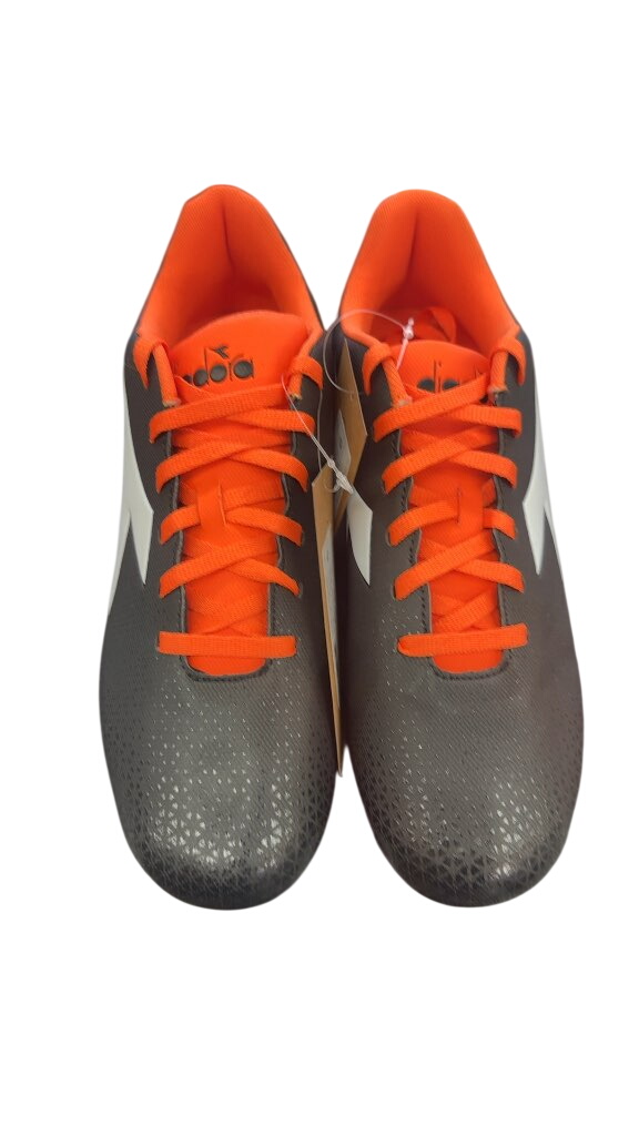 Diadora Pichichi SR Soccer Shoes - Size 9.5
Brand new cleats - image 1