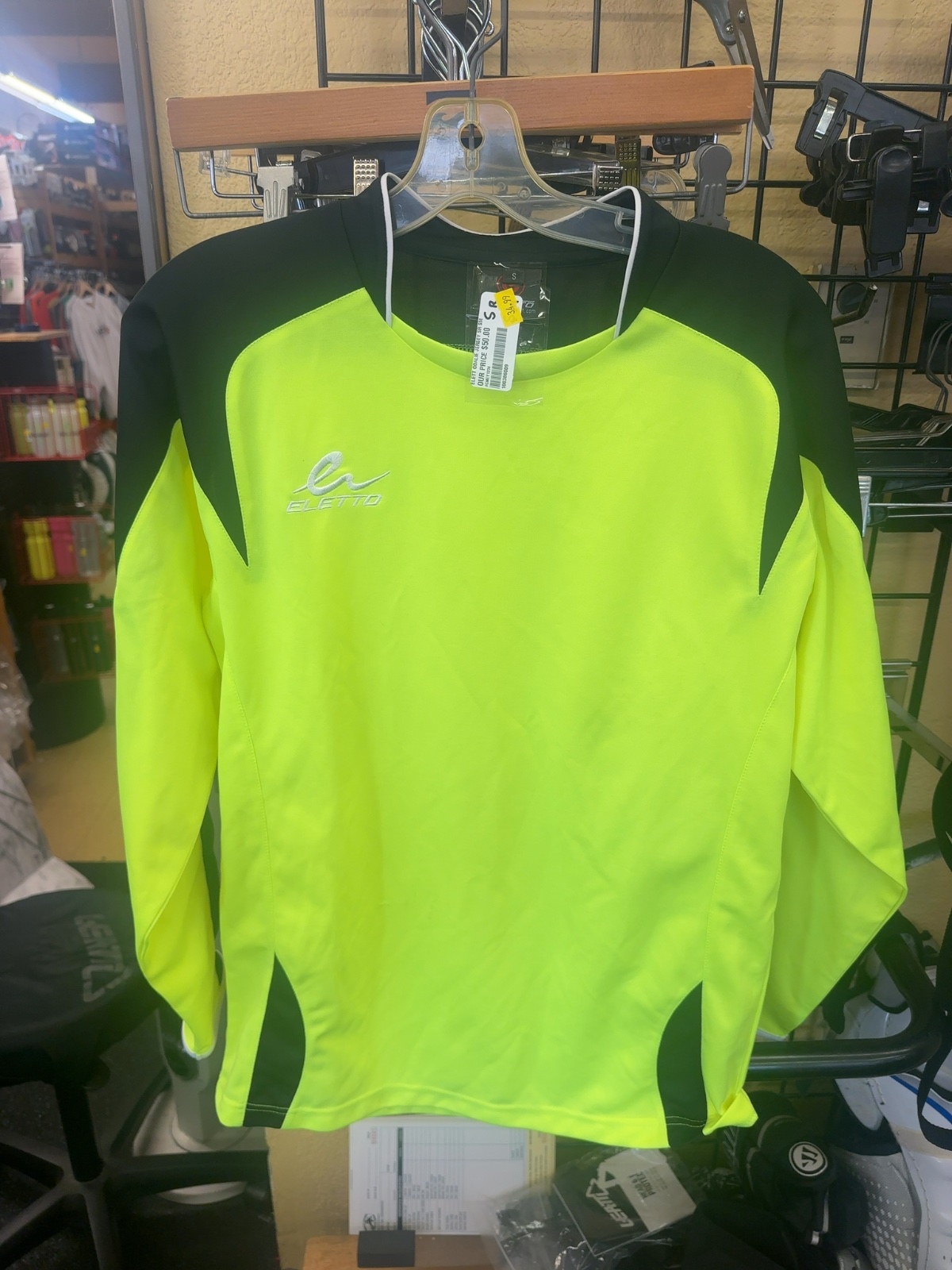 Eletto Soccer Goalie Jersey - Senior Small brand new with tags