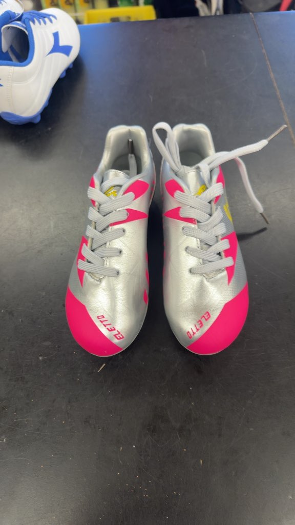 Eletto Youth Soccer Cleats - Silver/Pink - Size 13