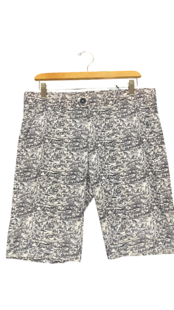 Greyson Golf Shorts Peaks & Parks Arctic Toile New With Tags Size 32 - image 1