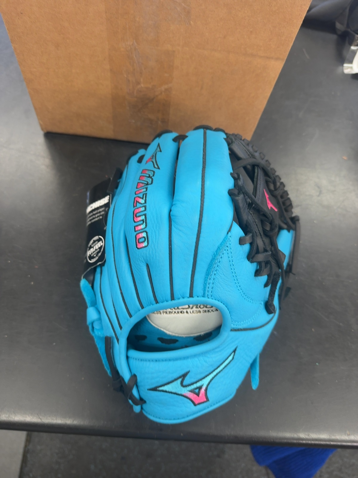 Mizuno Franchise 11.5" Baseball Glove - GFN 1151B5 - Cyan/Black