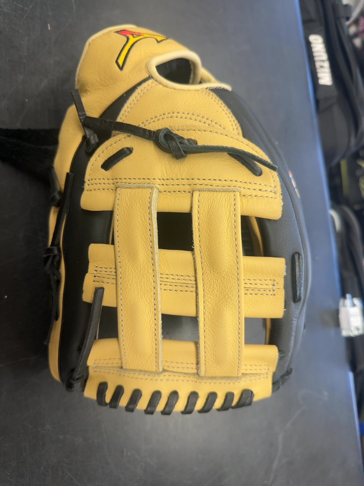 Mizuno Franchise 12.5" Baseball Glove GFN 1250B5