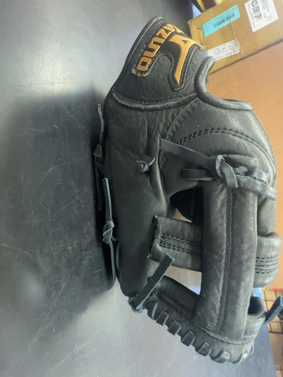 Mizuno GXT 2A 9" Baseball Training Glove
