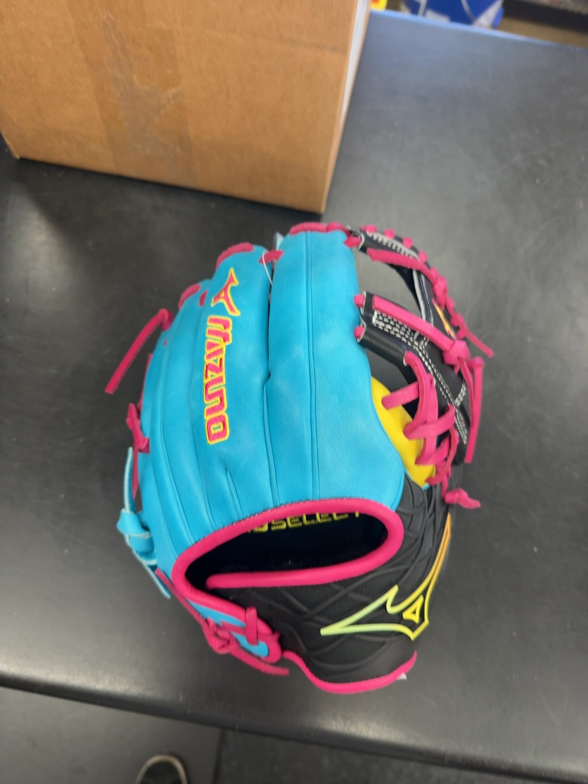 Mizuno Pro Select Dynacage 11.5" Baseball Glove GPS-41RDC