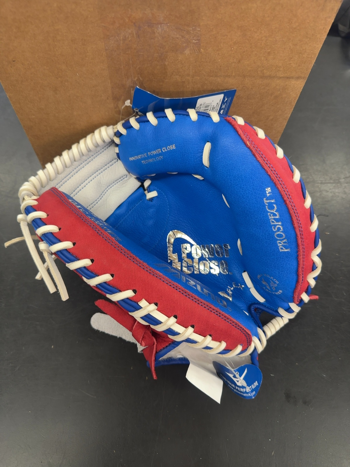 Mizuno Prospect 32.5" Catcher's Mitt GXC 105RWB