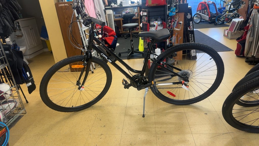 Opus Mondano Hybrid Bike Black Excellent Condition XS