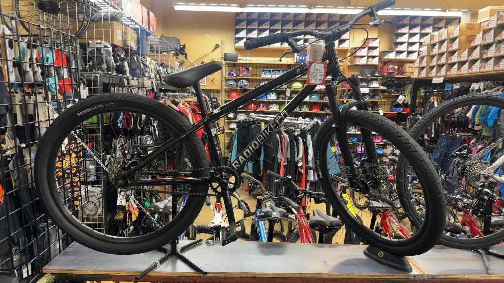 Radio Bike Co. Dirt Jumper 26" Mountain Bike - Black - New - image 1