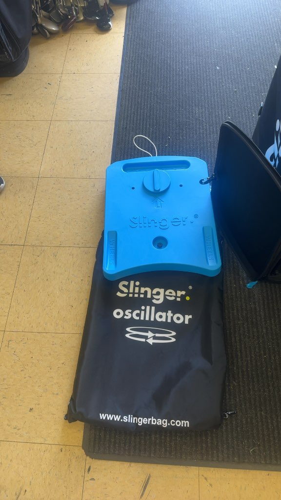 Slinger Slingshot T-One Tennis Ball Launcher with Oscillator-brand new $1200 for $650
