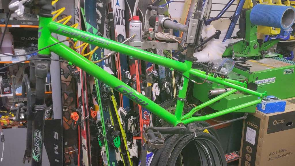Glow Mountain Bike Frame TwentySix Green Used 26"