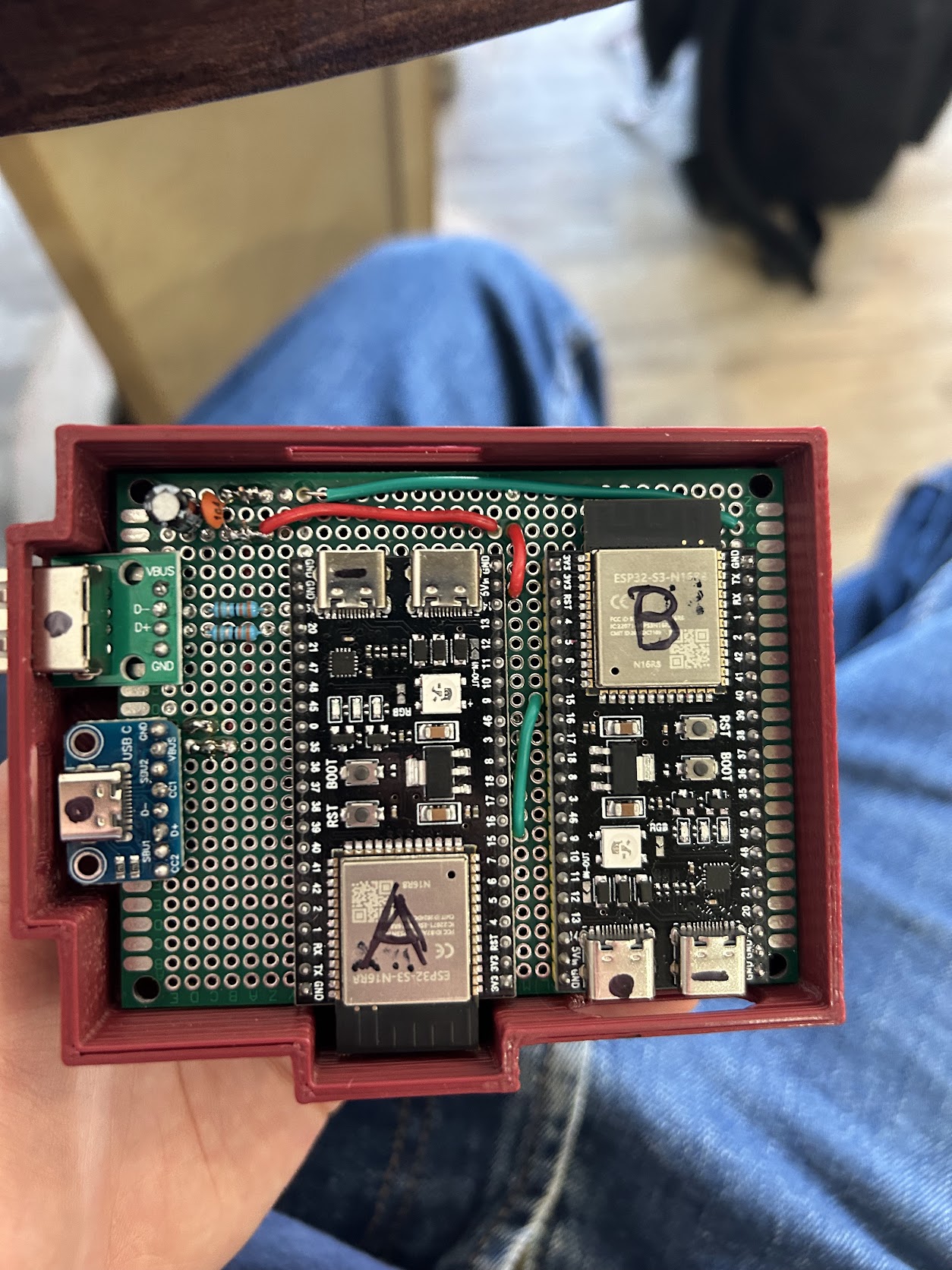The Snapy Box opened up, showing two ESP32-S3 boards on perfboard in a 3D-printed case