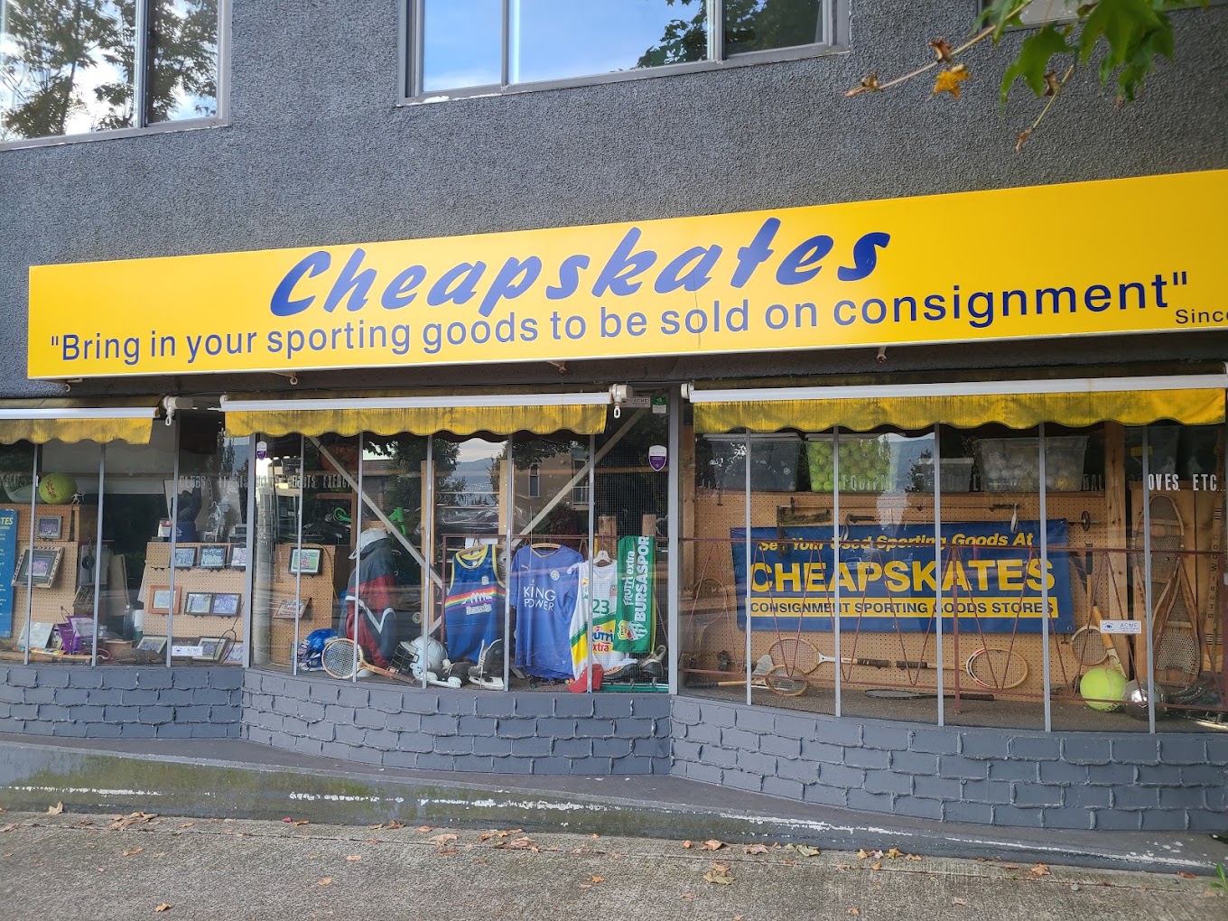 Cheapskates Sporting Goods storefront